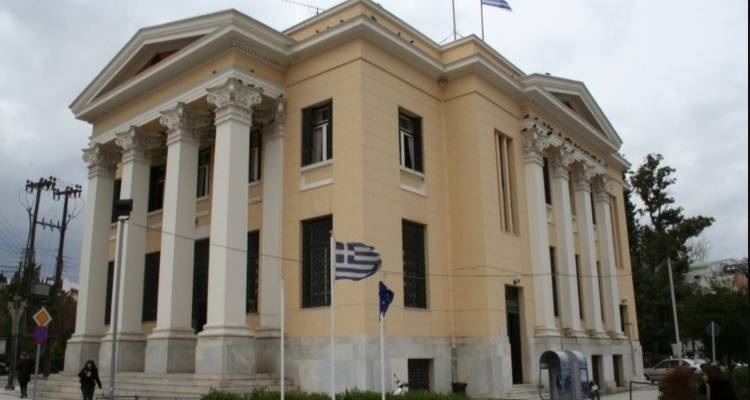 &Epsilon;&rho;&gamma;&alpha;&zeta;ό&mu;&epsilon;&nu;&omicron;&iota; &Pi;&epsilon;&rho;&iota;&phi;έ&rho;&epsilon;&iota;&alpha;&sigmaf; &Beta;. &Alpha;&iota;&gamma;&alpha;ί&omicron;&upsilon;: O &pi;&epsilon;&rho;&iota;&phi;&epsilon;&rho;&epsilon;&iota;ά&rho;&chi;&eta;&sigmaf; &sigma;&upsilon;&gamma;&kappa;&rho;&omicron;&tau;&epsilon;ί &kappa;&alpha;&tau;ά &tau;&omicron; &delta;&omicron;&kappa;&omicron;ύ&nu; &tau;&alpha; &epsilon;&kappa;&lambda;&omicron;&gamma;&iota;&kappa;ά &sigma;&upsilon;&nu;&epsilon;&rho;&gamma;&epsilon;ί&alpha;