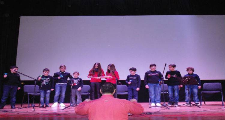 &Gamma;&nu;&omega;&sigma;&tau;έ&sigmaf; &kappa;&alpha;&iota; &alpha;&gamma;&alpha;&pi;&eta;&mu;έ&nu;&epsilon;&sigmaf; &mu;&epsilon;&lambda;&omega;&delta;ί&epsilon;&sigmaf; &sigma;&tau;&eta;&nu; &kappa;&alpha;&lambda;&omicron;&kappa;&alpha;&iota;&rho;&iota;&nu;ή &gamma;&iota;&omicron;&rho;&tau;ή &tau;&omicron;&upsilon; &Omega;&delta;&epsilon;ί&omicron;&upsilon; &Lambda;ή&mu;&nu;&omicron;&upsilon;