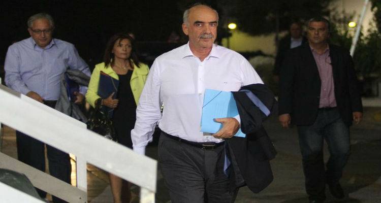 &Nu;.&Delta;.: &Pi;&rho;&omega;&tau;&iota;ά &Tau;&sigma;ί&pi;&rho;&alpha; &sigma;&eta;&mu;&alpha;ί&nu;&epsilon;&iota; &alpha;&kappa;&upsilon;&beta;&epsilon;&rho;&nu;&eta;&sigma;ί&alpha;