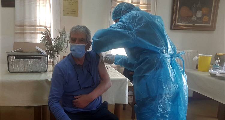 Εμβολιάστηκαν οι τρόφιμοι και το προσωπικό του Γηροκομείου Λήμνου