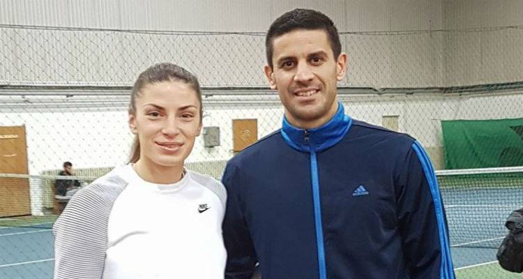 &Omicron; &Lambda;&eta;&mu;&nu;&iota;ό&sigmaf; &Mu;&iota;&chi;ά&lambda;&eta;&sigmaf; &Mu;&epsilon;&rho;&tau;&zeta;&alpha;&nu;ί&delta;&eta;&sigmaf; &pi;&rho;&omicron;&pi;&omicron;&nu;ή&theta;&eta;&kappa;&epsilon; &delta;ί&pi;&lambda;&alpha; &sigma;&tau;&eta;&nu; &pi;&alpha;&gamma;&kappa;ό&sigma;&mu;&iota;&alpha; &pi;&rho;&omega;&tau;&alpha;&theta;&lambda;ή&tau;&rho;&iota;&alpha; &Iota;&beta;ά&nu;&alpha; &Sigma;&pi;ά&nu;&omicron;&beta;&iota;&tau;&sigmaf; (photo)